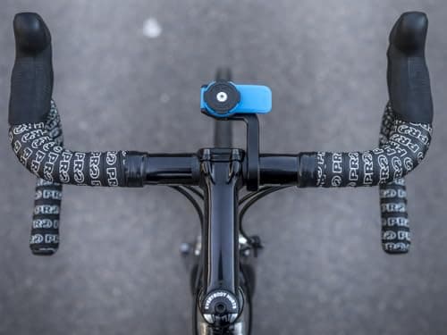 QUAD LOCK Out Front PRO Support de téléphone portable pour vélo Populaire avec fonction Mag Safe et Adaptateur Universel